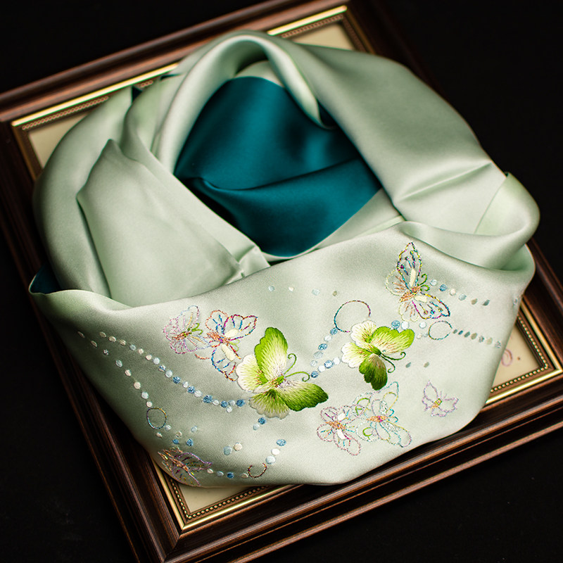 Silk Neck Scarf - Sciarpa in Pura Seta con Ricamo