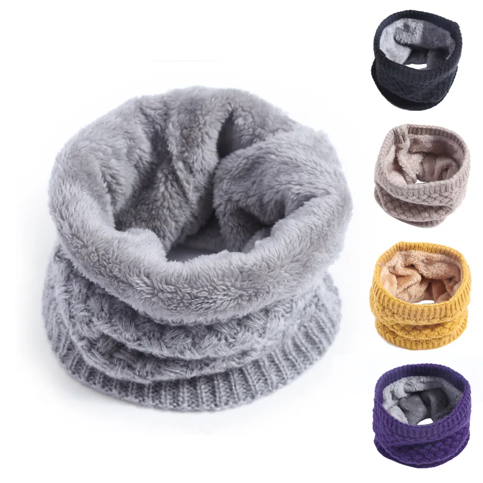 Infinity Scarf Knit - Scaldacollo in pile polare con sciarpa