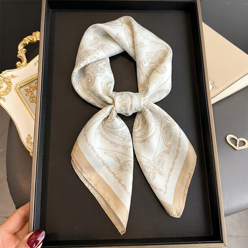 Scarf Silk Square - Foulard Quadrato Vintage Beige con Stampa