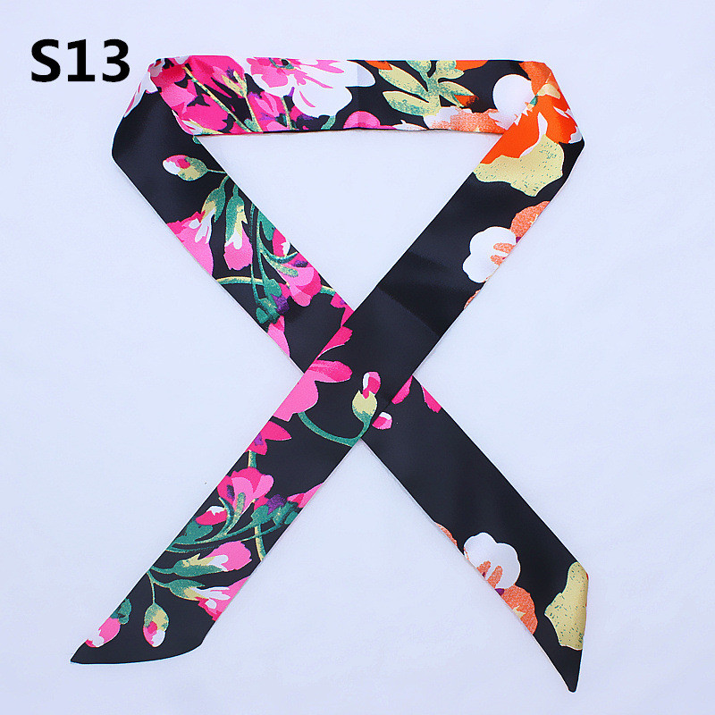47 colori di Marca Bandana Pic - Silk Neck Scarf recensione e prezzo