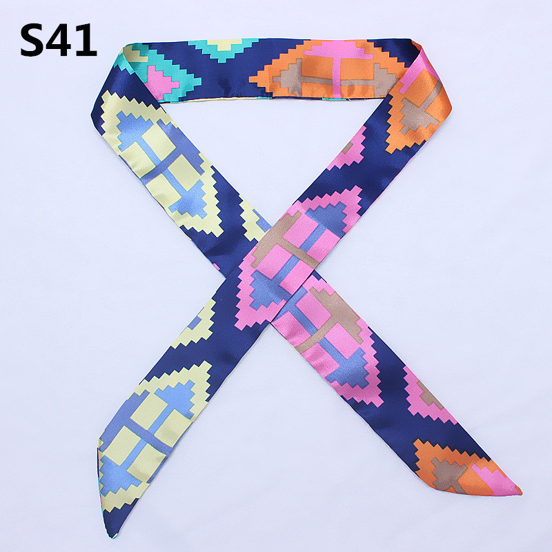 47 colori di Marca Bandana Pic - Silk Neck Scarf recensione e prezzo