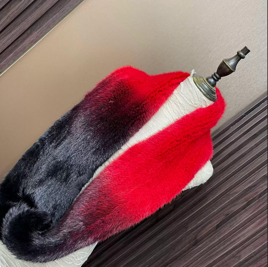 Sciarpa in vera pelliccia di v - Infinity Scarf Knit recensione e prezzo